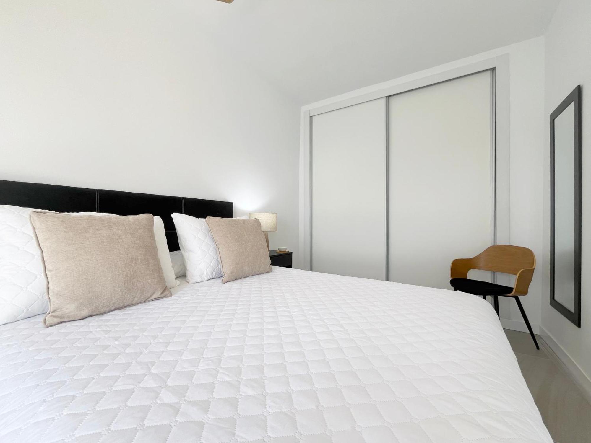 Almirante, Calahonda Apartment *